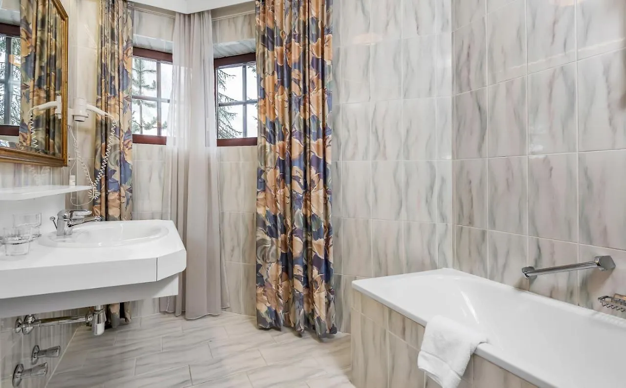 Pension Sylvia By Skinetworks Ischgl Hotel
